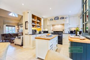 Photo 28- click for photo gallery